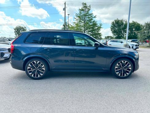 Used 2026 Volvo XC90 B6 Ultra w/ Lounge Package image 7