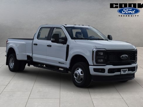New 2026 Ford F350 XL w/ STX Appearance Package AWD/4WD image 2