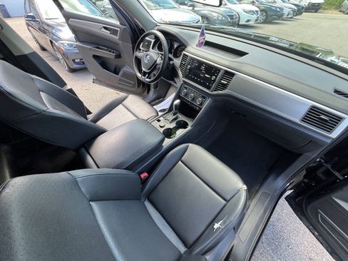 Used 2018 Volkswagen Atlas SE AWD/4WD image 19