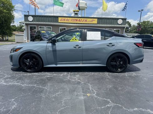 Used 2024 Nissan Sentra SR w/ SR Premium Package FWD image 2