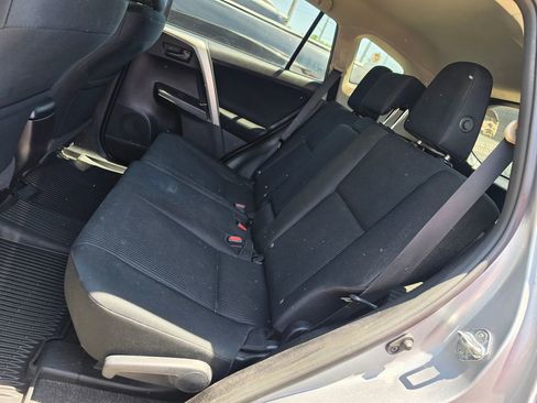 Used 2017 Toyota RAV4 LE w/ All Weather Liner Package AWD/4WD image 7