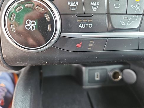 Used 2020 Ford Escape SE AWD/4WD image 26