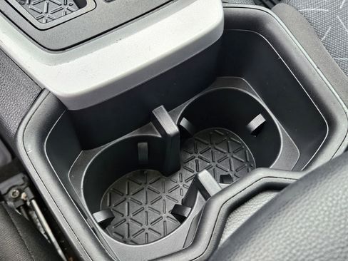 Used 2023 Toyota RAV4 XLE image 30