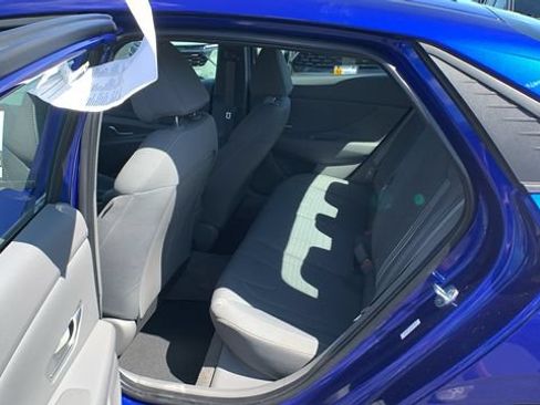 Certified 2023 Hyundai Elantra SEL w/ Convenience Package FWD image 15