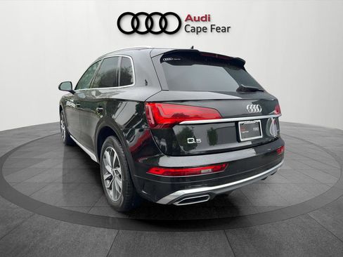 Used 2023 Audi Q5 2.0T Premium Plus w/ Premium Plus Package AWD/4WD image 3