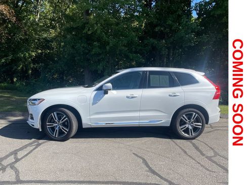 Used 2021 Volvo XC60 T8 Inscription Expression w/ Protection Package Premier AWD/4WD image 5