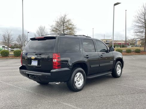 Used 2014 Chevrolet Tahoe LT w/ Luxury Package image 3