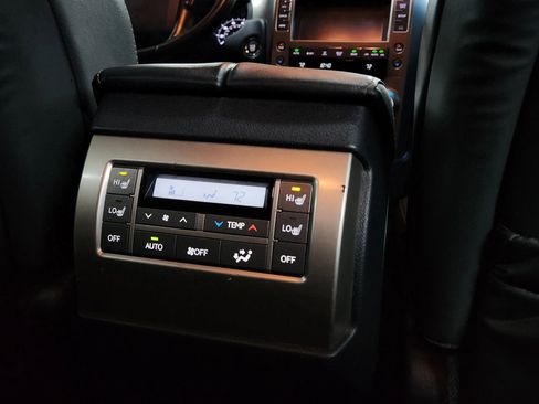 Used 2015 Lexus GX 460 image 20
