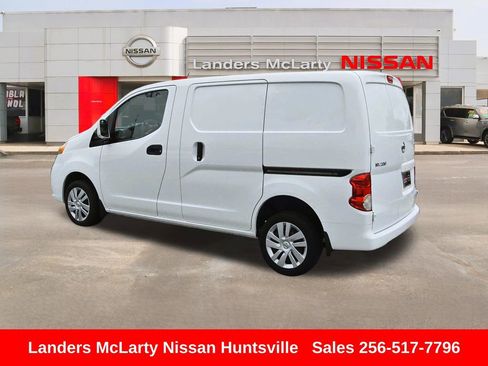 Used 2017 Nissan NV200 SV FWD image 6