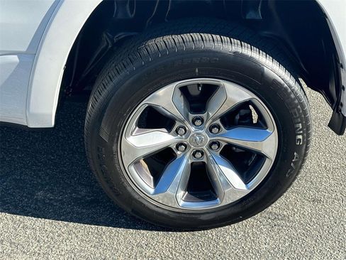 Used 2019 RAM 1500 Limited image 30