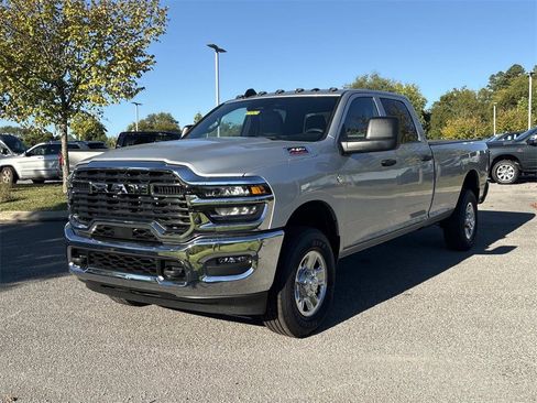 New 2026 RAM 2500 Tradesman w/ Chrome Appearance Group image 4