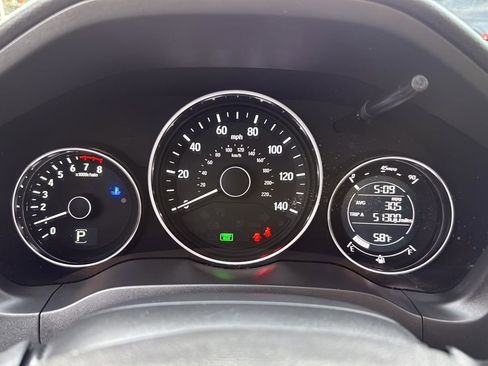 Used 2017 Honda HR-V EX image 14