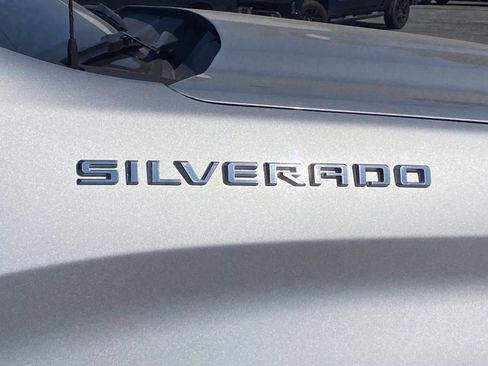 Used 2020 Chevrolet Silverado 1500 LT RWD image 12