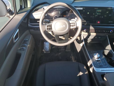 New 2026 Kia Carnival LXS image 9