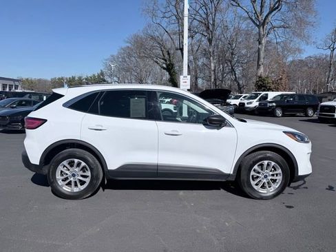 Certified 2022 Ford Escape SE w/ Convenience Package image 9