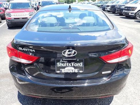 Used 2013 Hyundai Elantra Limited FWD image 5