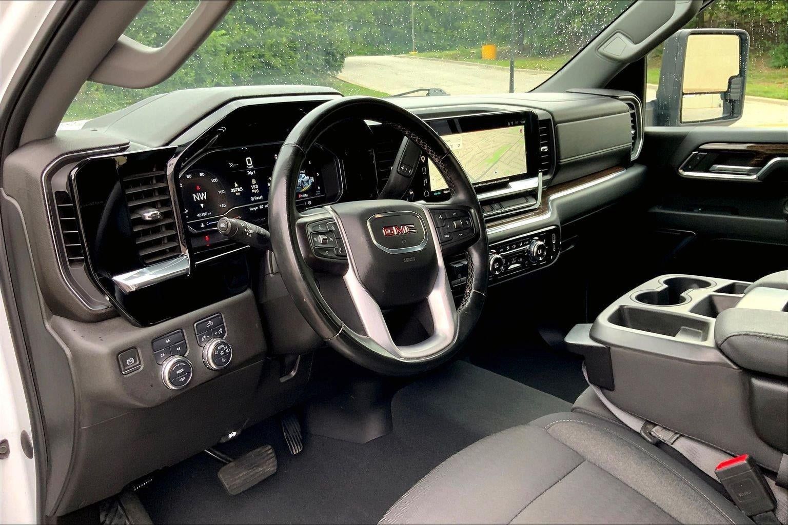 Used 2024 GMC Sierra 2500 SLE w/ SLE Value Package; AWD/4WD image 15