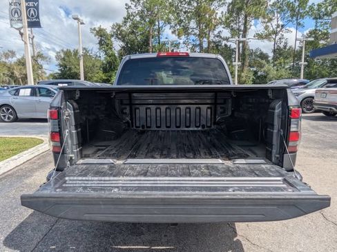Used 2022 Nissan Frontier SV w/ Technology Package AWD/4WD image 13