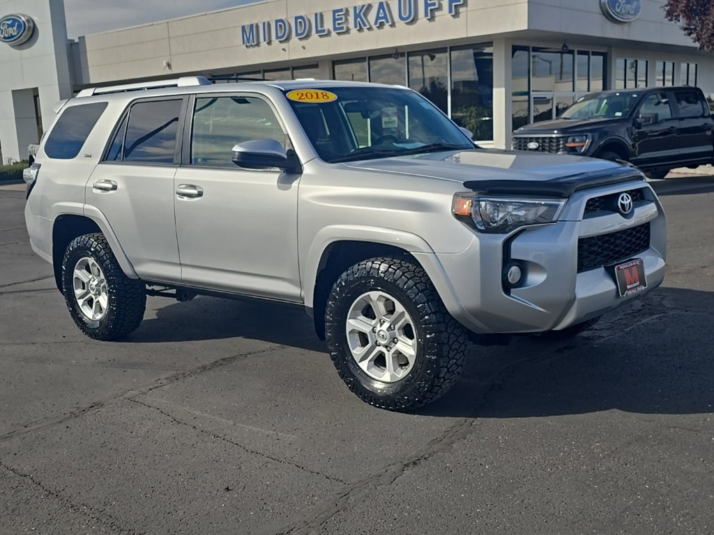 Used 2018 Toyota 4Runner SR5 AWD/4WD image 1