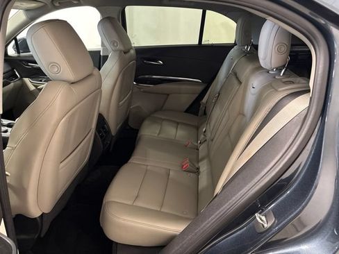 Used 2019 Cadillac XT4 Luxury w/ Cold Weather Package FWD image 32