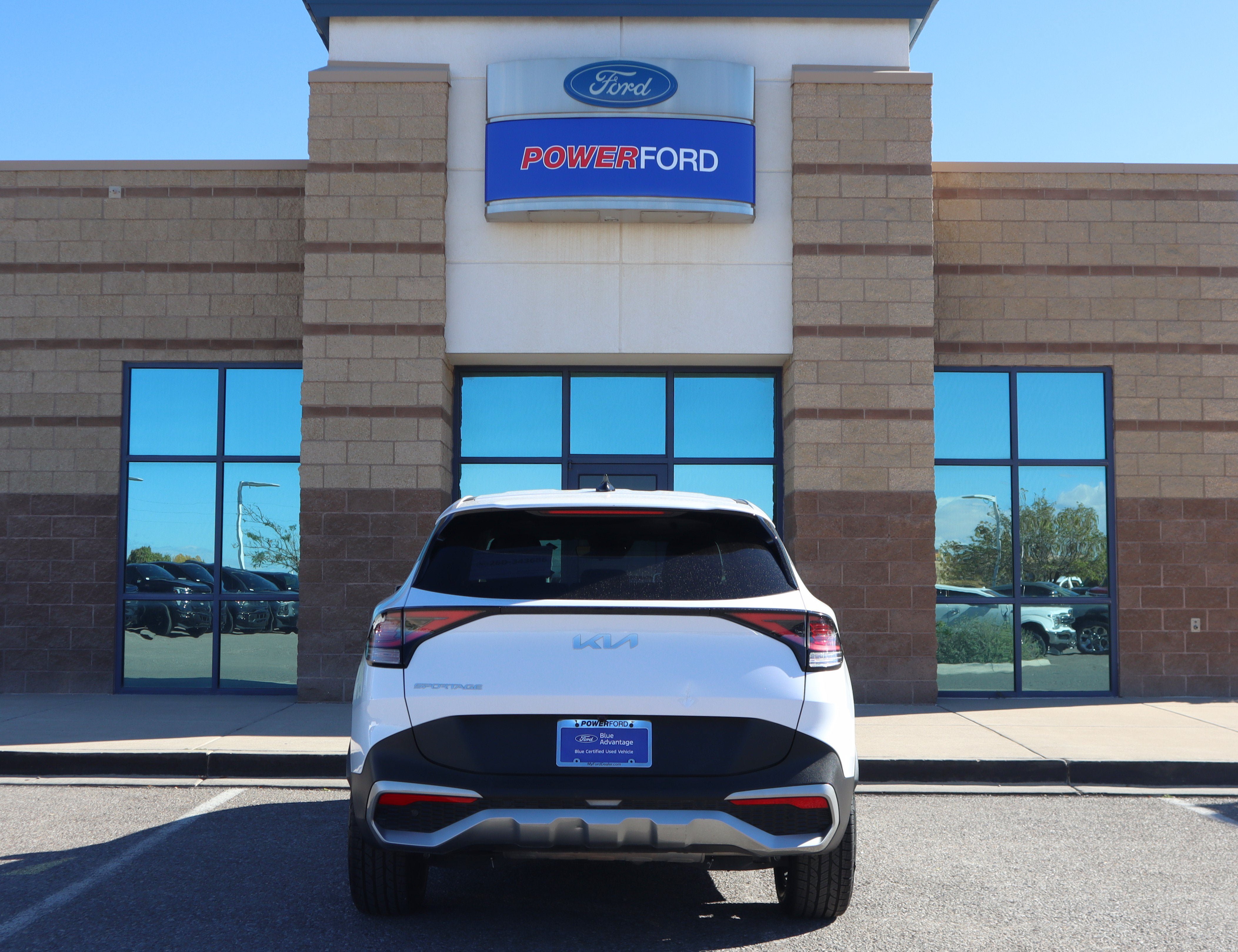 Used 2023 Kia Sportage EX FWD image 7