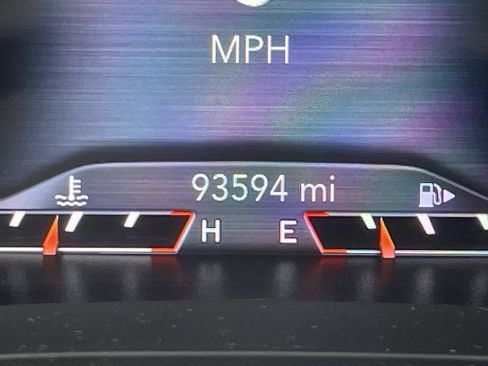 Used 2021 Jeep Cherokee Limited image 21