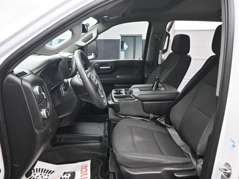 Used 2025 GMC Sierra 2500 Pro w/ Convenience Package AWD/4WD image 4
