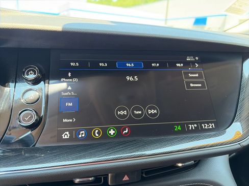 Used 2023 Buick Envision Essence FWD image 29
