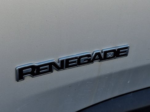 Used 2021 Jeep Renegade Limited image 28