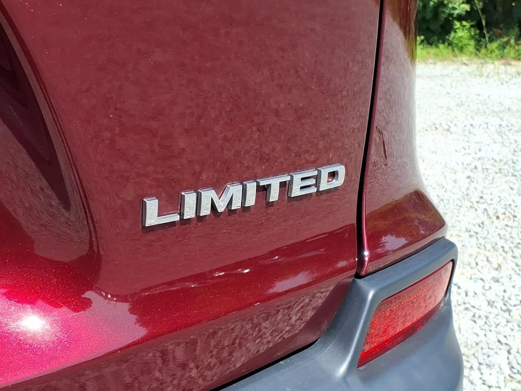 Used 2020 Jeep Cherokee Limited AWD/4WD image 18