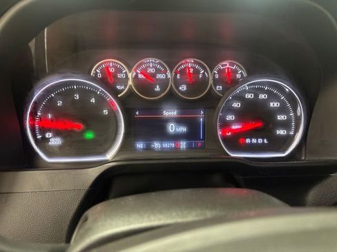 Used 2022 Chevrolet Silverado 2500 LT w/ Convenience Package image 18