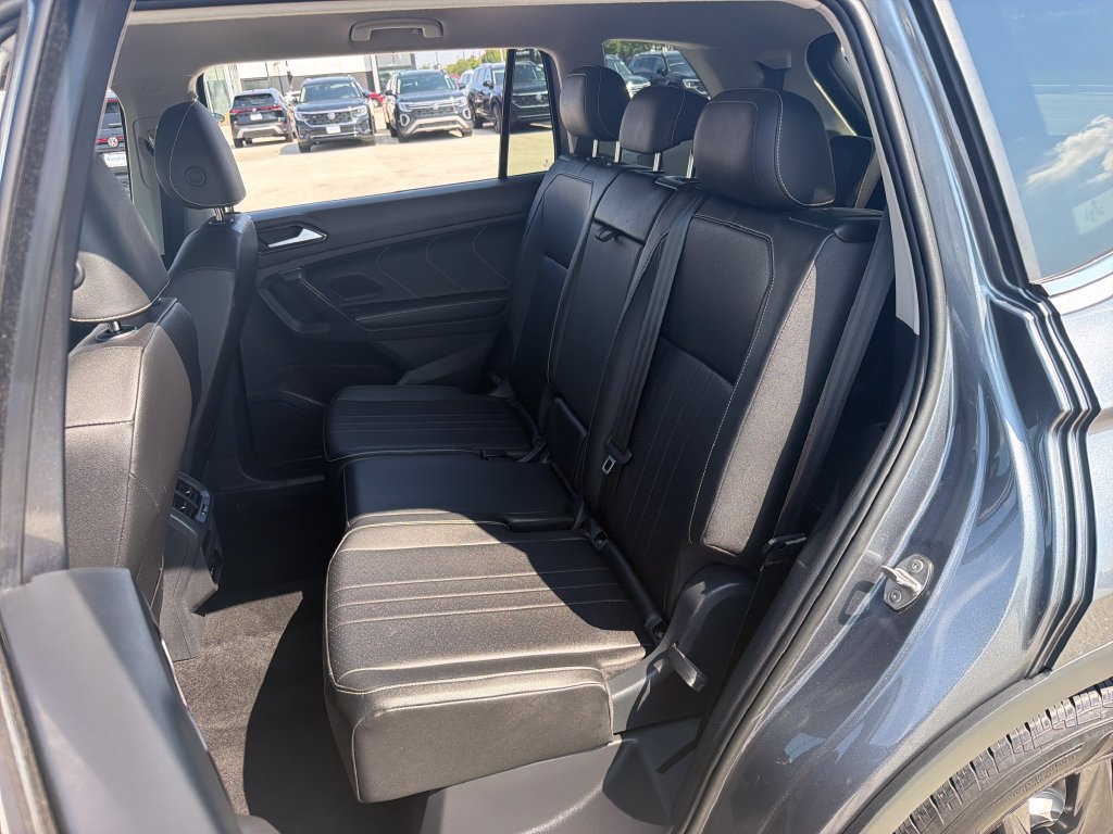 Certified 2023 Volkswagen Tiguan SE FWD image 21