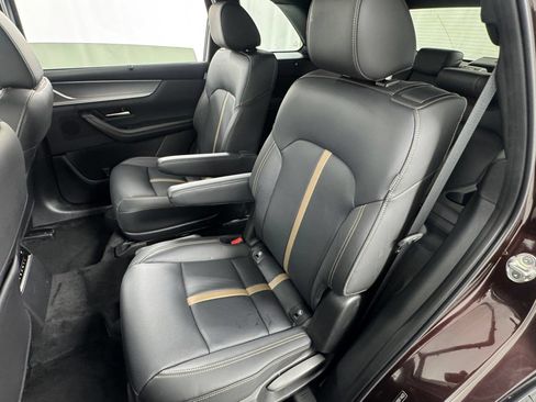 Used 2024 MAZDA CX-90 3.3 Turbo w/ Premium Plus Pkg AWD/4WD image 12