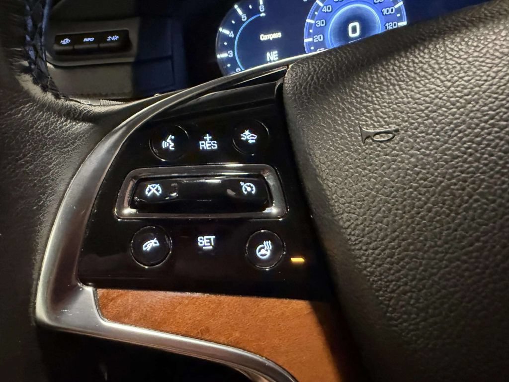 Used 2018 Cadillac Escalade Premium Luxury AWD/4WD image 53