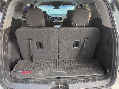 Used 2020 GMC Acadia SLE w/ Driver Convenience Package AWD/4WD image 15