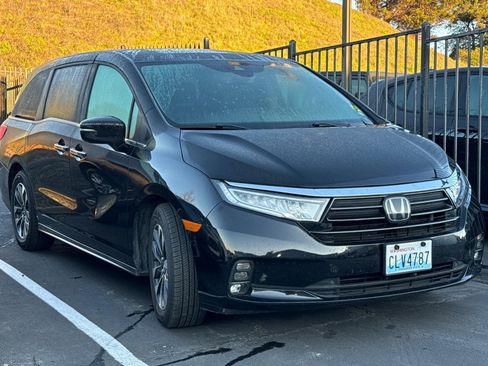 Used 2024 Honda Odyssey EX-L image 2