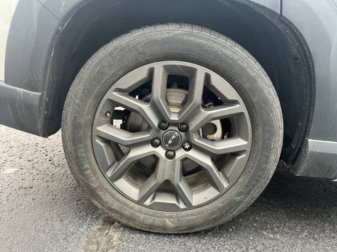 Used 2023 Honda Pilot Elite image 11