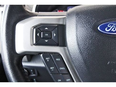 Used 2022 Ford F250 Lariat w/ Lariat Ultimate Package AWD/4WD image 18