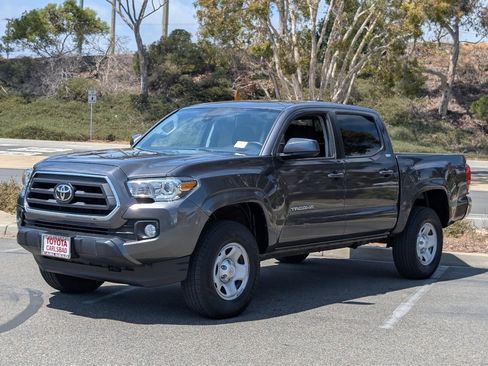 Used 2023 Toyota Tacoma SR5 RWD image 11