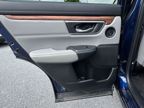 Used 2020 Honda CR-V Touring image 17