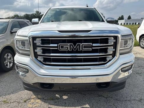 Used 2017 GMC Sierra 1500 SLT w/ SLT Premium Package AWD/4WD image 9