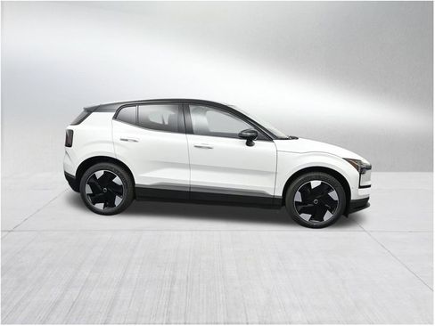 New 2026 Volvo EX30 Ultra AWD/4WD image 6