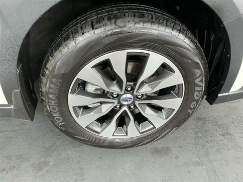 Certified 2025 Subaru Outback Limited w/ Popular Package #2 image 31