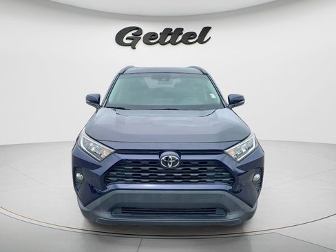 Used 2020 Toyota RAV4 XLE Premium FWD image 2