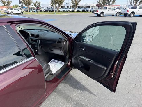 Used 2011 Ford Fusion SEL w/ 301A Rapid Spec Order Code FWD image 13