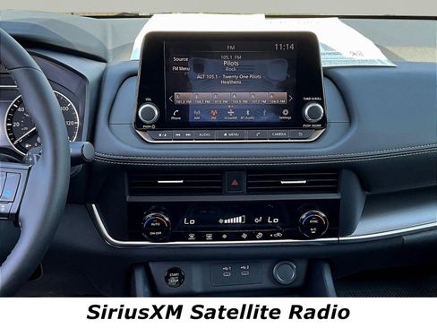 Certified 2026 Nissan Rogue SV AWD/4WD image 9