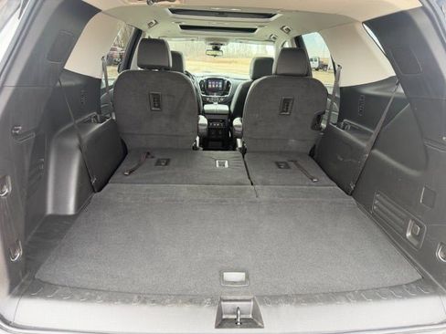 Used 2019 Chevrolet Traverse Premier w/ Redline Edition AWD/4WD image 31