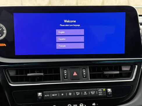 Certified 2024 Lexus ES 350 F Sport w/ Accessory Package (Z2) image 25