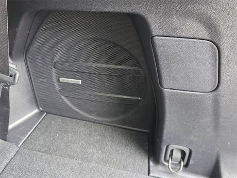 Used 2024 Subaru Ascent Limited w/ Technology Package image 14