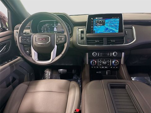 Used 2022 GMC Yukon SLT w/ SLT Luxury Package AWD/4WD image 24